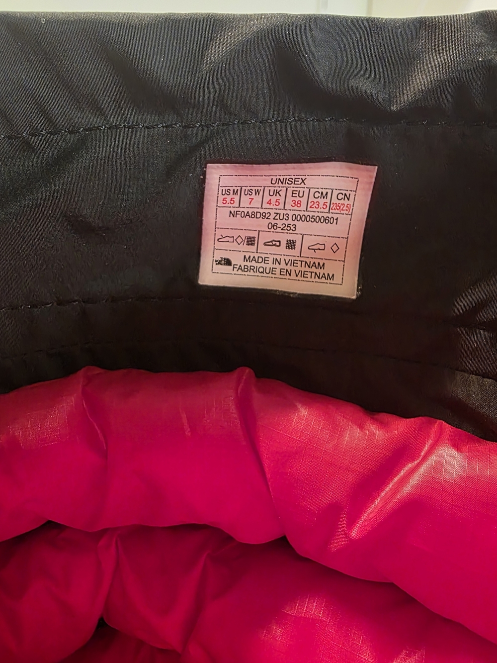 The North Face Yellow Base Camp 200 Waterproof Boots Sumit Gold Women's Size 7 - Picture 9 of 9